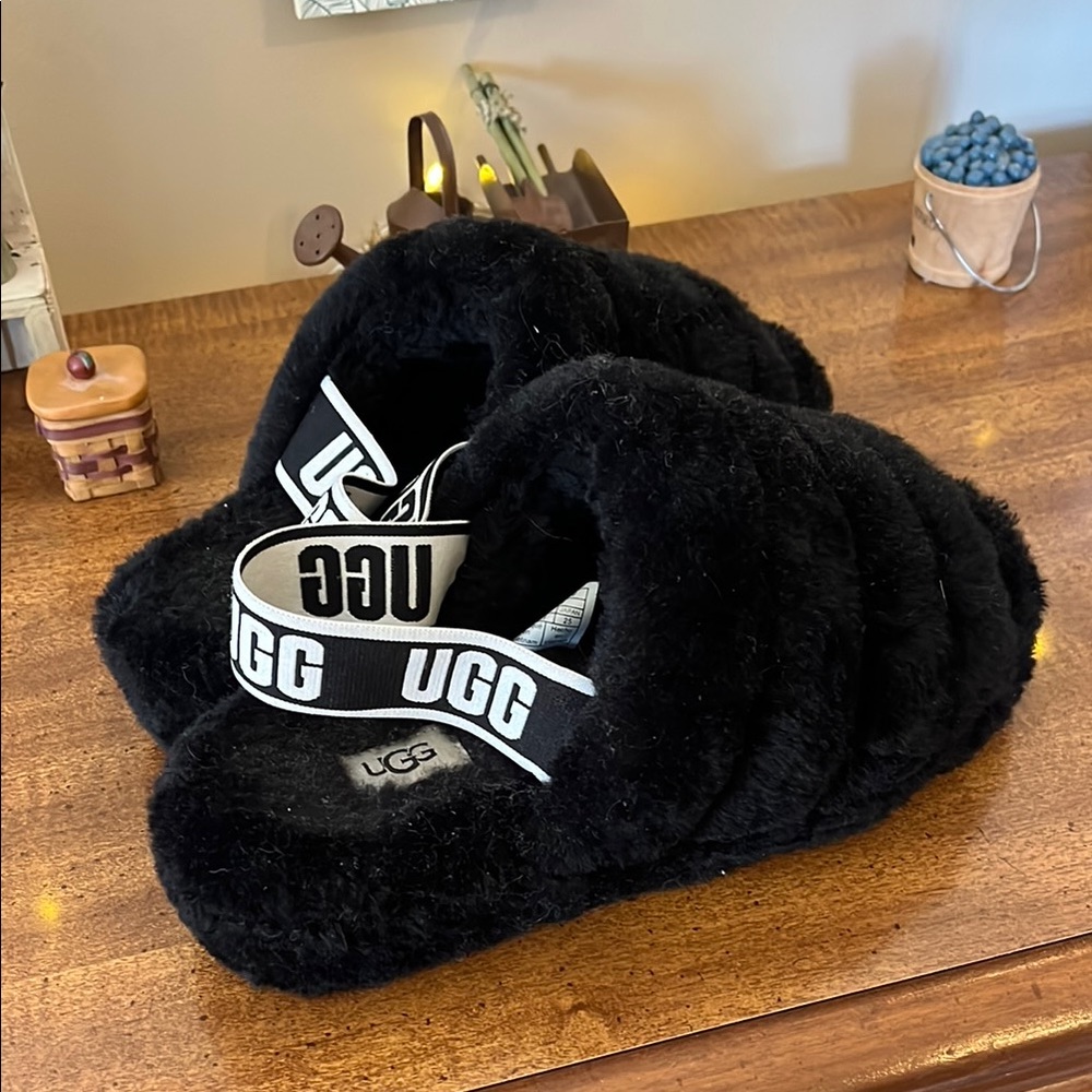 UGG Black Fluffy Slippers